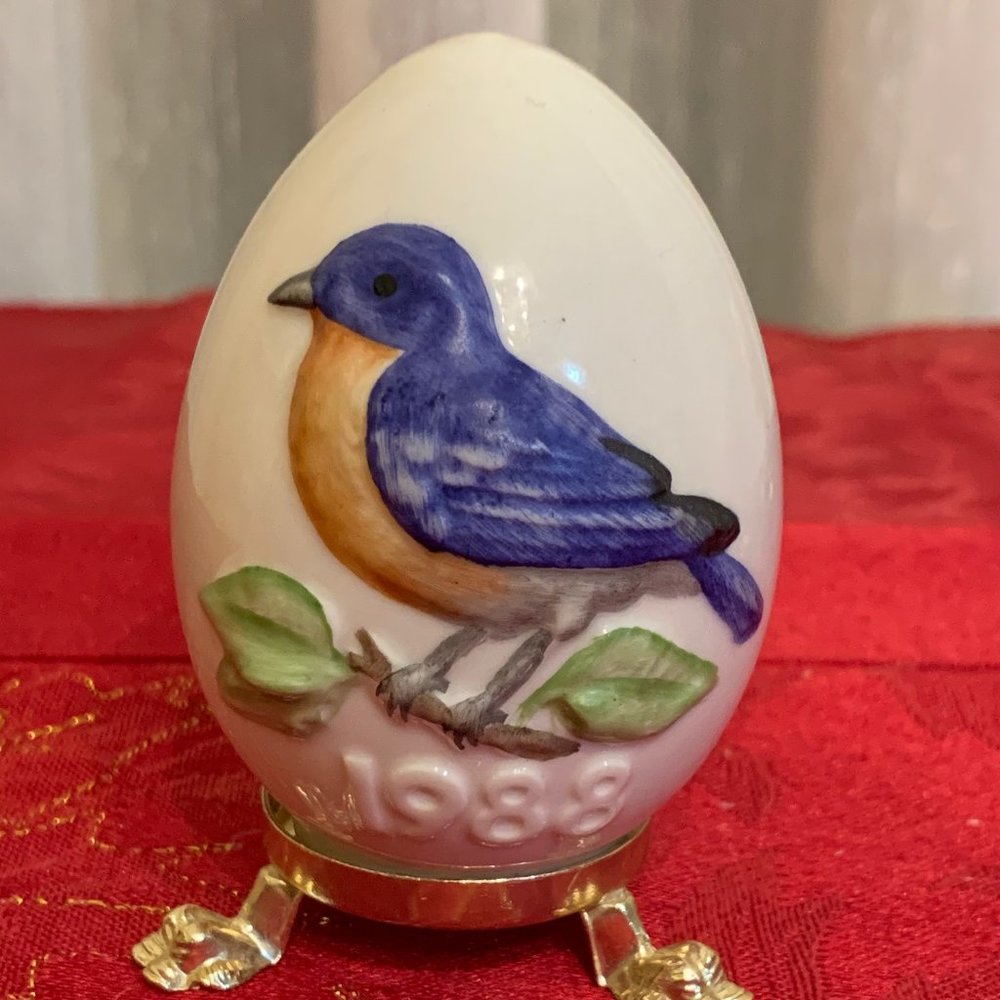 1988 Eleventh Edition Goebel Egg - Bluebird